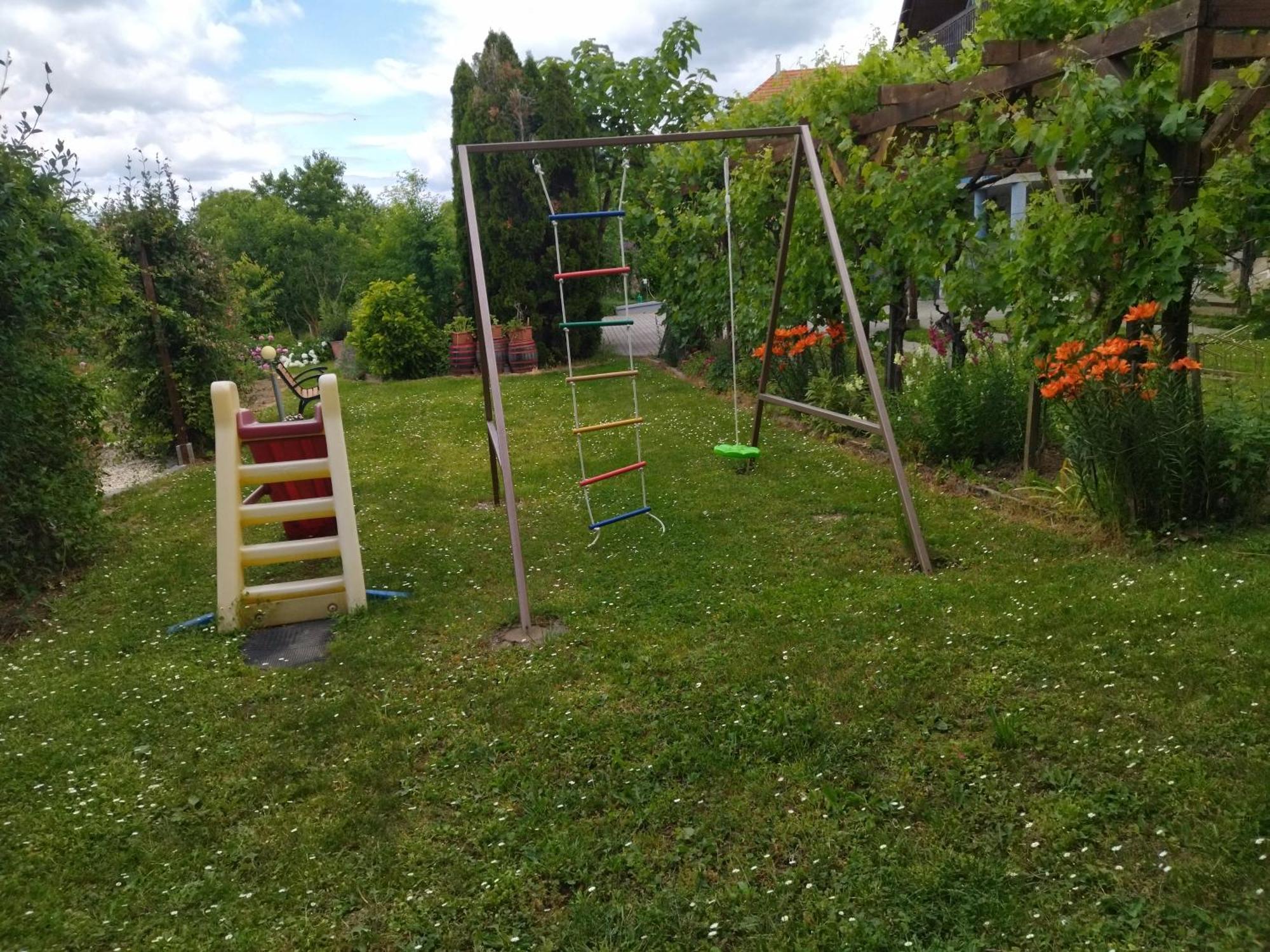 Szoloskert Apartman Cserszegtomaj Exterior foto
